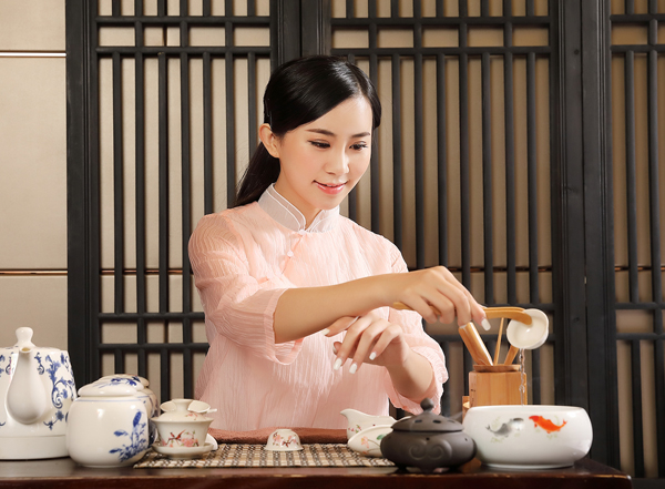 经常去武汉洪山靠谱男士会馆，这家私藏已久的店推荐给你